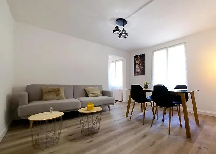 Appartement au coeur de Cours La Ville