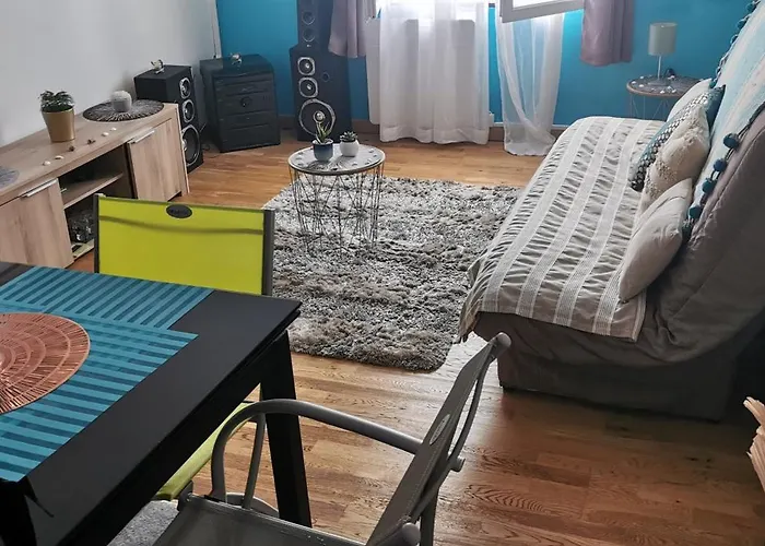 Appartement au coeur de Cours La Ville